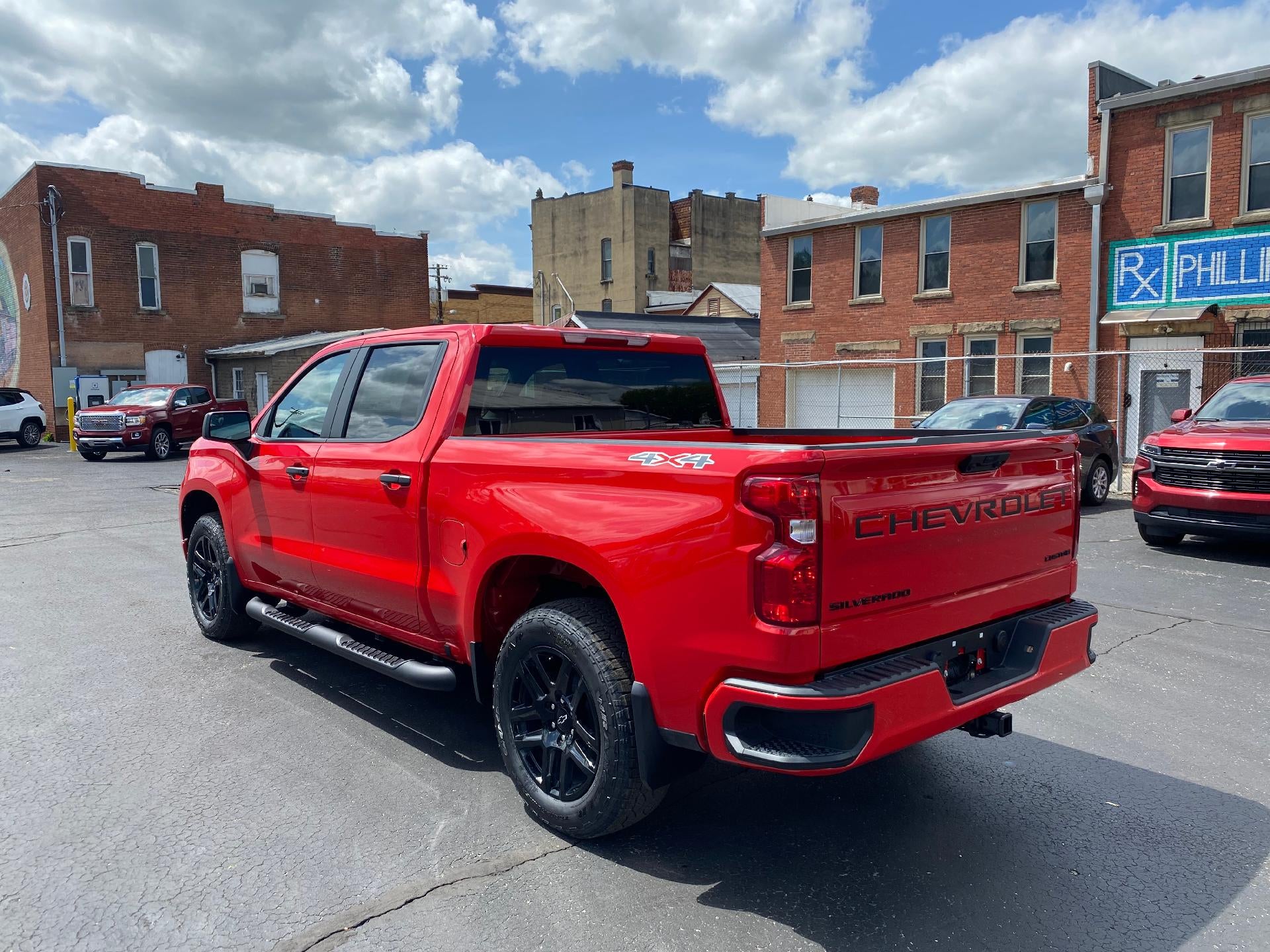 2025 Chevrolet Silverado 1500 Custom