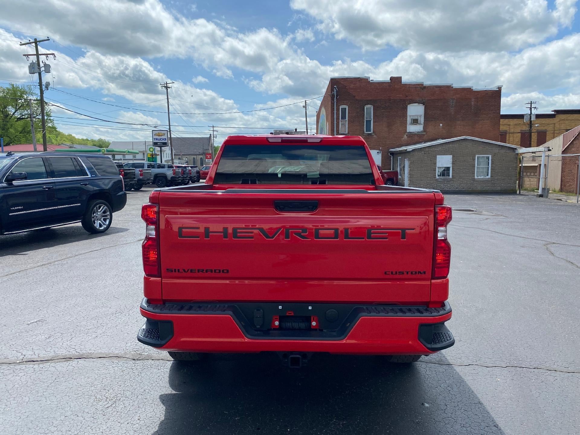 2025 Chevrolet Silverado 1500 Custom