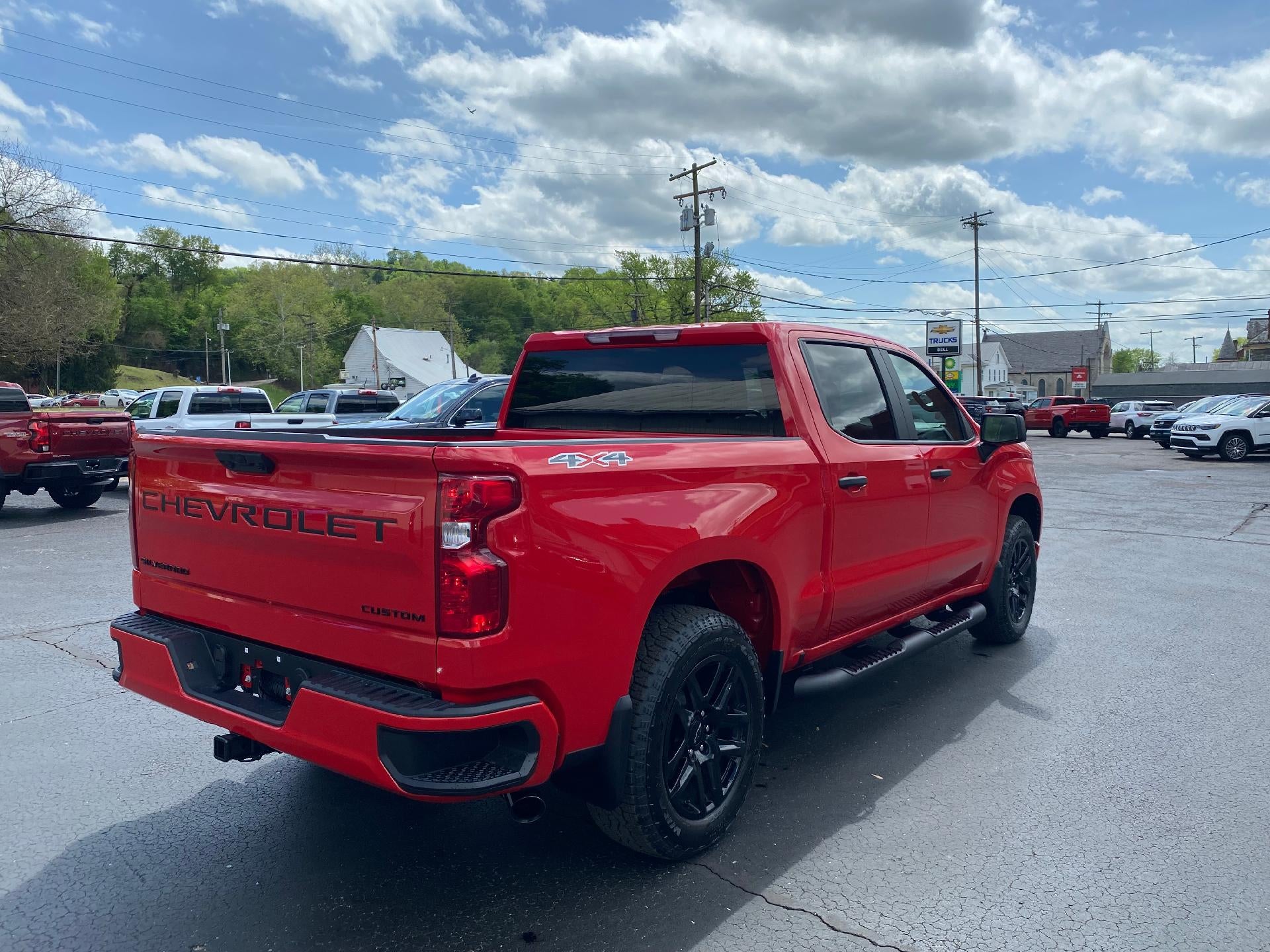 2025 Chevrolet Silverado 1500 Custom