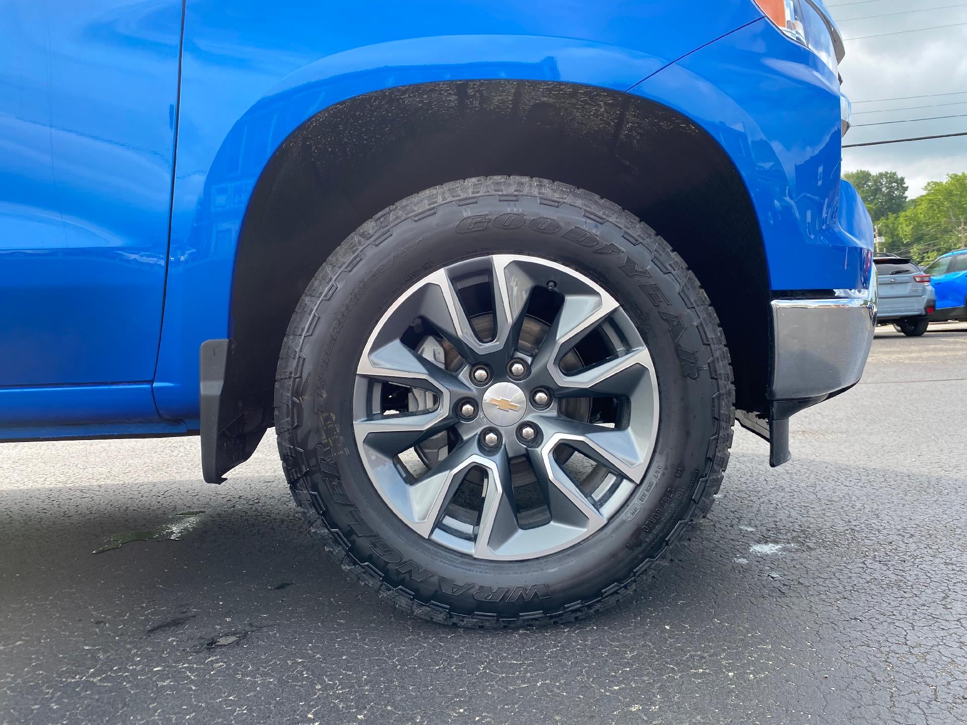 2025 Chevrolet Silverado 1500 LT (2FL)