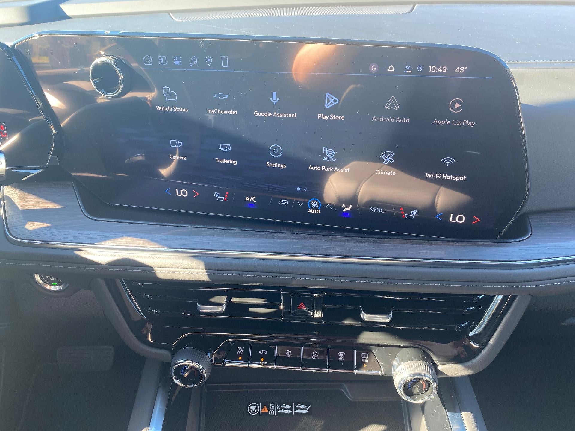 2027 Chevrolet Tahoe LT - Photo 18