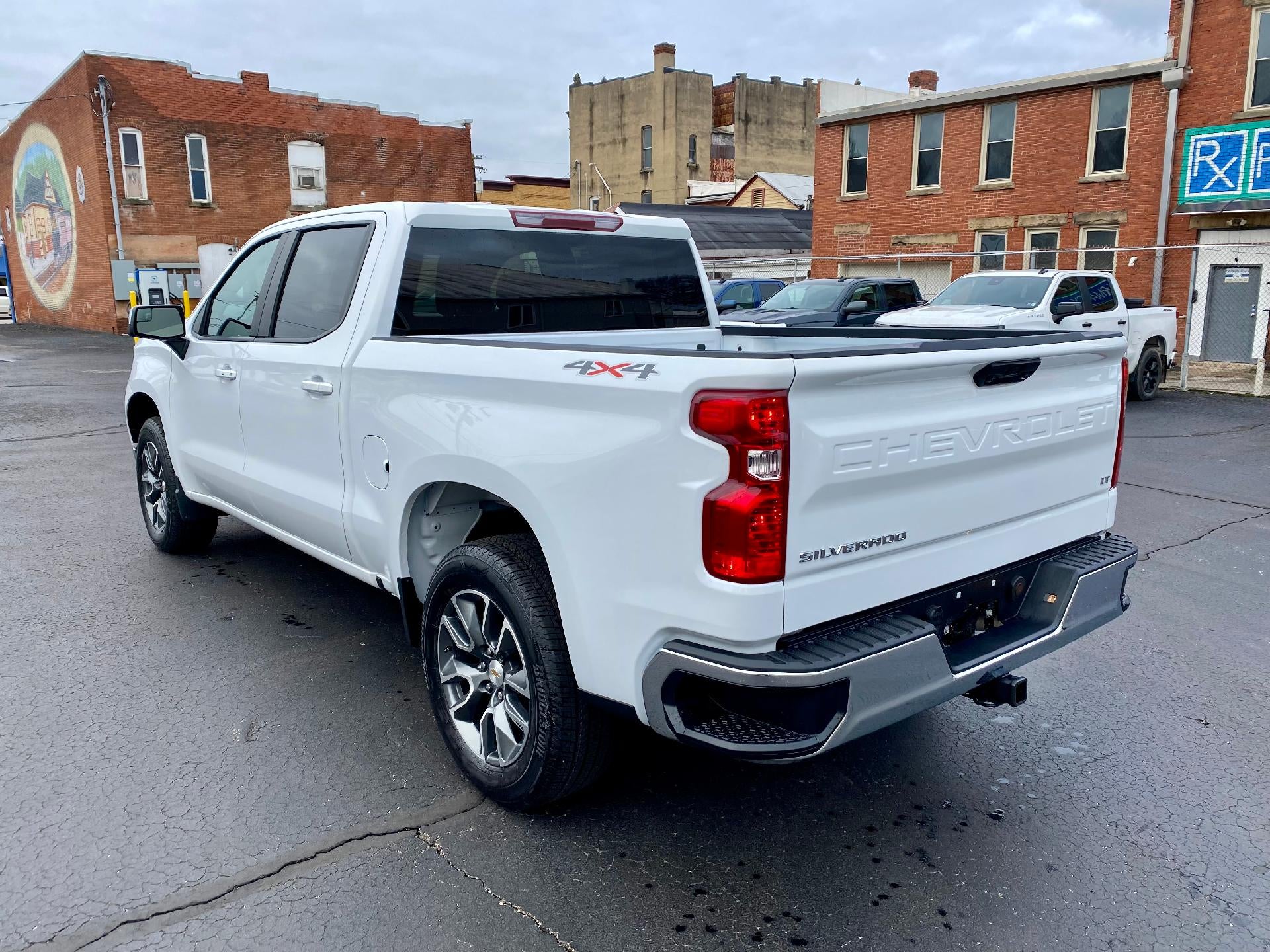 2025 Chevrolet Silverado 1500 LT (2FL)