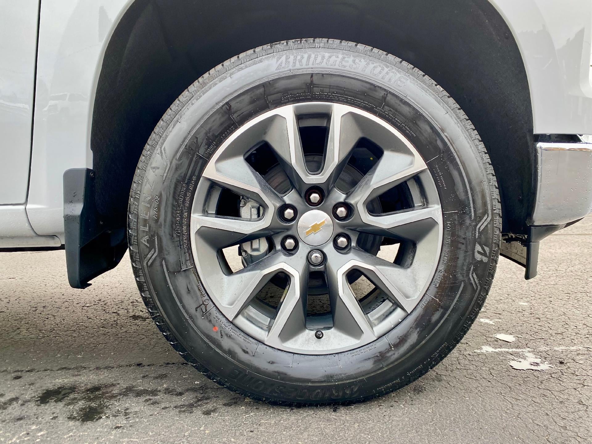 2025 Chevrolet Silverado 1500 LT (2FL)